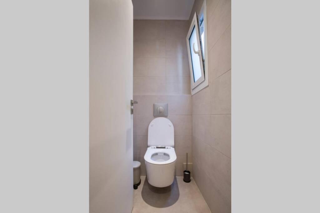 City Center Modern Renovated Apartment เอเธนส์ ภายนอก รูปภาพ