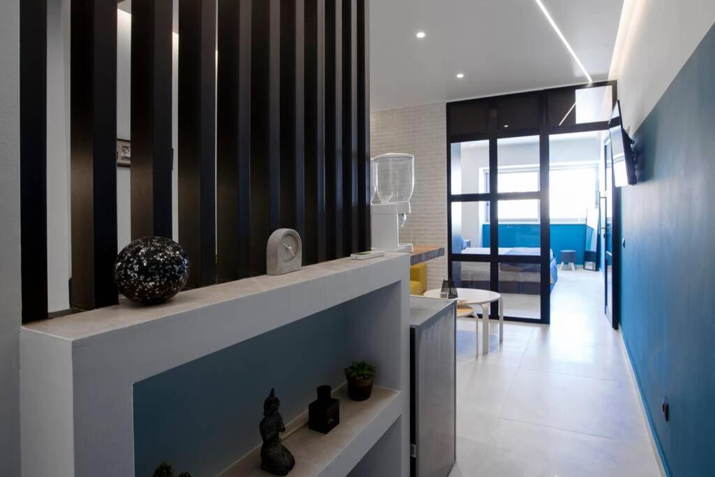 City Center Modern Renovated Apartment เอเธนส์ ภายนอก รูปภาพ